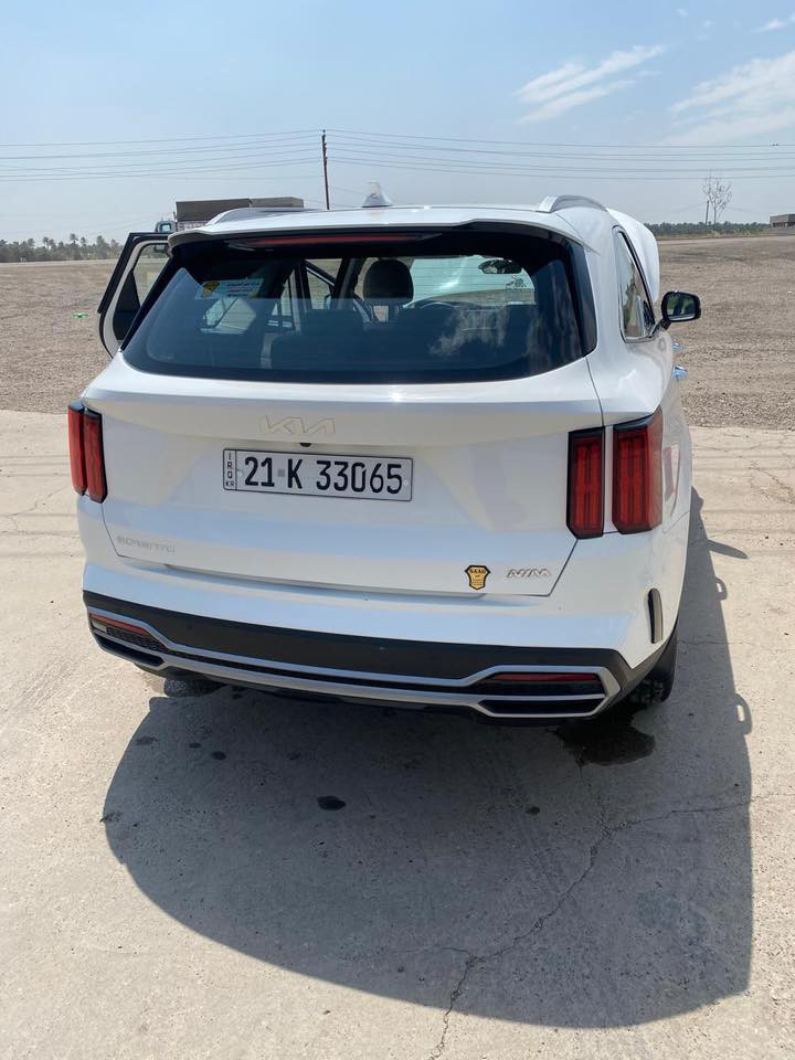 السلام عليكم سورنتو موديل 23 ماشيه57 سياره جديده مواصفات السياره كشنات الاماميه كهرباء صندوق كهرباء بانوراما 6 سلندر سبعه راكب ثلاث قطع تبريد كيرموس سياره رقم  سليمانية ،تلفون,,,,,,***********
