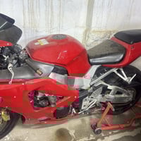 CBR RR 929 مفتوحه بس شغل درجه اولى محرك ع شرط أوراق استنساخ بسعر مناسب...