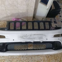 شونكم شباب نشالله بخير  مجموعه غراض للبيع   دعاميه اماميه جيب SRT 2015...