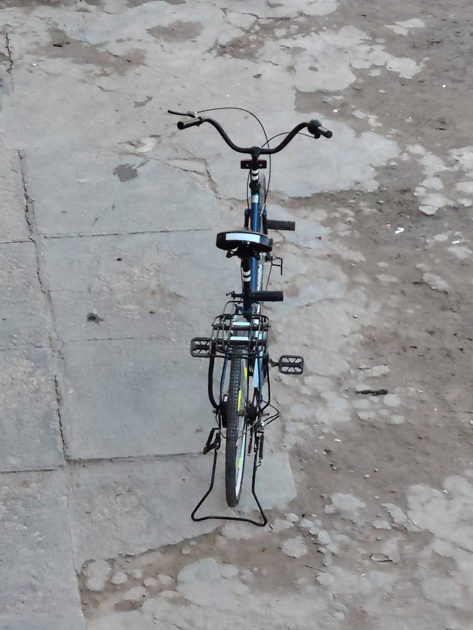 سلام عليكم ورحمة الله  شباب بايسكل للبيع موديل 22 نضيف كلش جاملغاته موجودات سعره 120 وبي مجال زين المكان شطره طريق ال عمار والمو شراي لا يعامل


**إذا كنت صاحب هذا الإعلان وتريد حذفه لأي سبب، رجاءا أرسل رسالة إلى الدعم الفني**