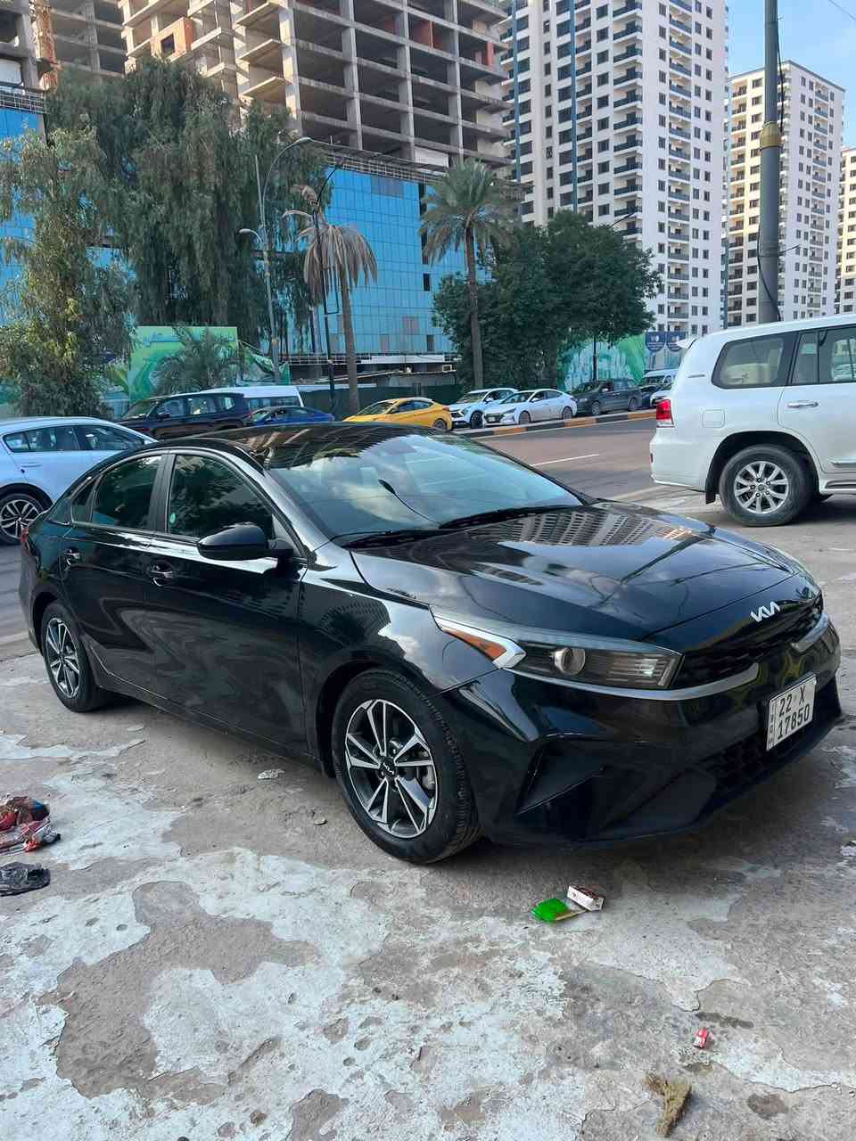.
سلام عليكم كيا فورتي موديل 2023 امريكي 
حادثها موضح بالصور، مكينة 2000 دوش كير CVT   
رقم اربيل بأسمي، ماشية 70 الف مكاني بغداد 
السعر 118$ وبيها مجال للإستفسار اتصل *********** واتساب 
***********
