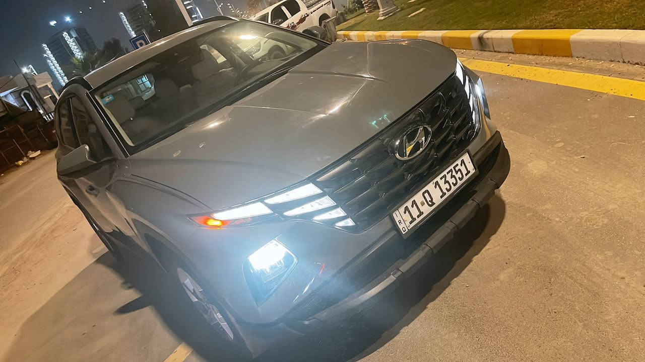 السلام عليكم 
للبيع فقط 
هونداي توسان موديل 24 رقم بغداد 

ماشيه 20 الف ميل  
بصمه 
تشغيل عن بعد 
رادار امامي خلفي جوانب 
شحن وايرلس موبايل 
اربع انظمة قياده 
وباقي المواصفات المعروفه 
***********
السعر 205
