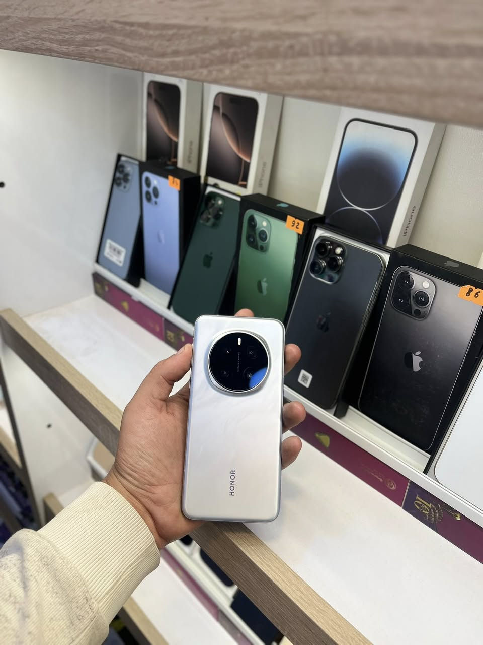 أفضل أجهزه حاليا هونر 7ماجك
ذكره 512جهاز اخو جديد استخدام قليل 

تفاصيل اكثر الأمير للموبايل نجف كوفه فلكه حبيب رعاش ***********
