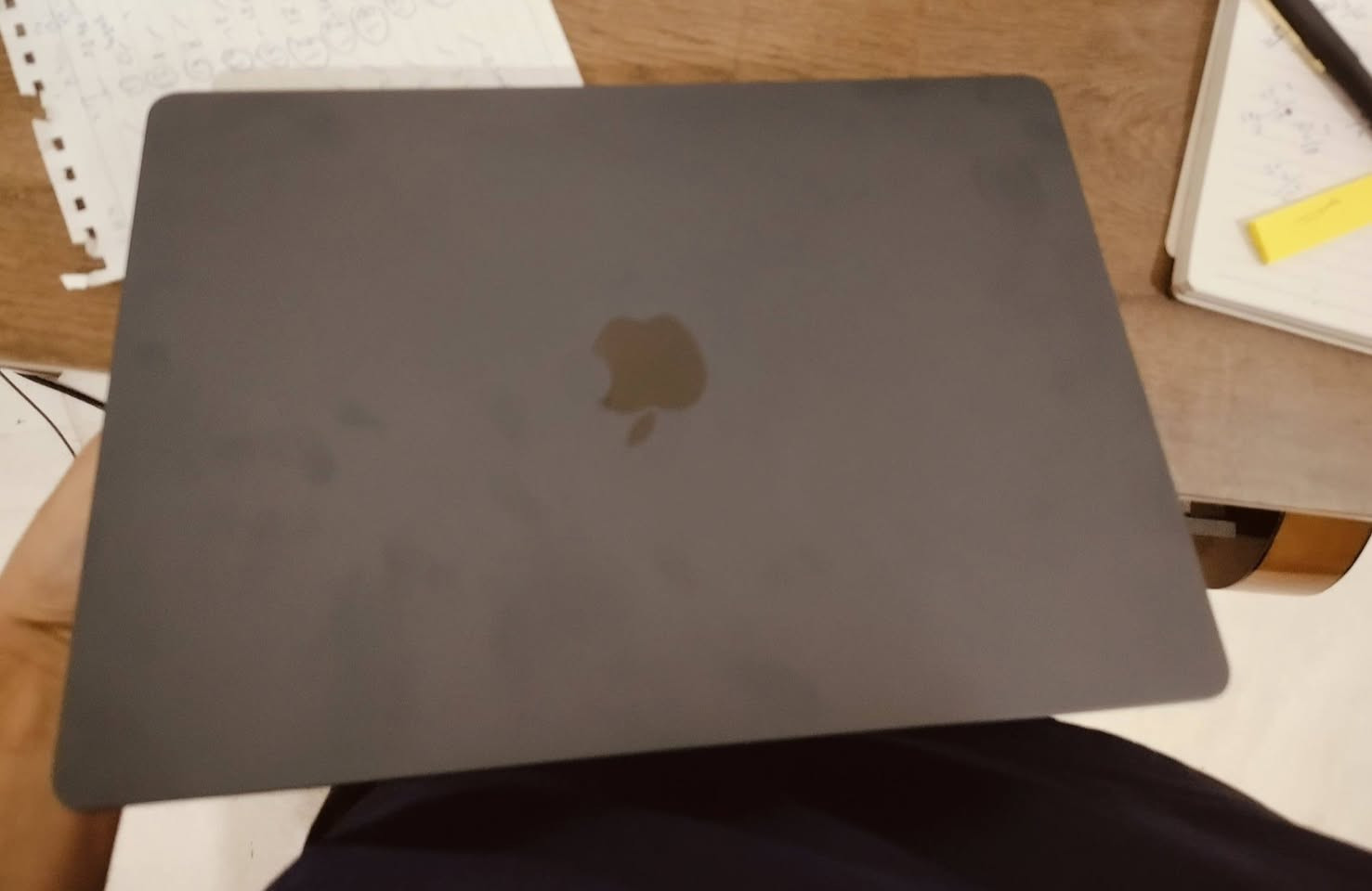 Macbook AIR M4 - 15.3 - midnight
ماك بوك m4 نظيف استعمال منزلي

نوع air

حجم الشاشة 15.3!

المساحة 256 كيكا

الرام 16GB

الباتري : ٩٤٪

الموقع: البصرة

السعر: 1,450,000 دينار عراقي قفل


**إذا كنت صاحب هذا الإعلان وتريد حذفه لأي سبب، رجاءا أرسل رسالة إلى الدعم الفني**