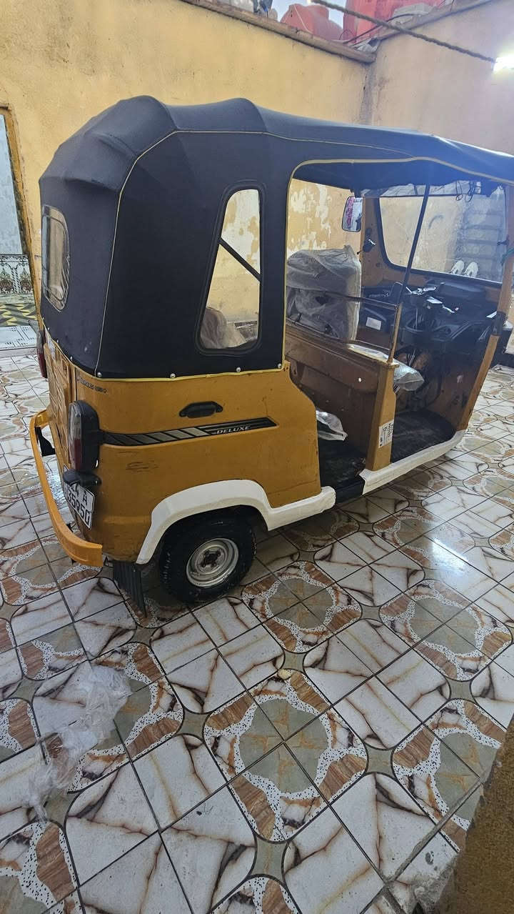 تكتك موديل 19رقم وسنويه نكليزي تخم تاير جديد كهربائيات كلها شغاله مكينه مجفته تجفيت شركه السعر 4300مكاني بلبصره بلحيانيه وهاذ رقمي ***********
