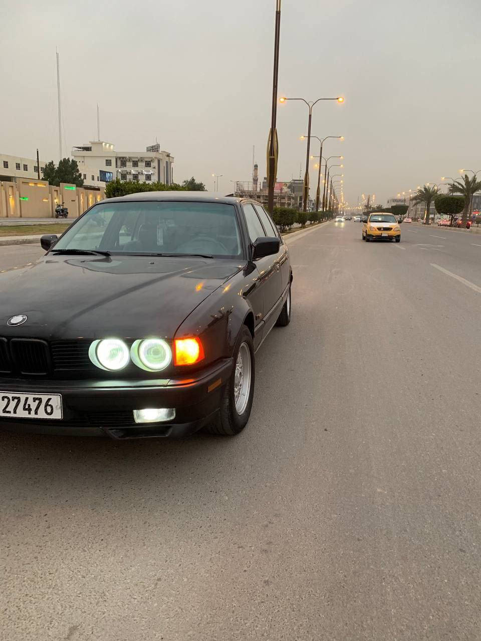 السلام عليكم
بي ام دبليو موديل/ 92 حجم /735/ أصل /رقم بغداد دولي السياره بسمي تحويل مباشر سنويه مجدده( 2029)محرك وكير واكسل خير من الله حداديه امامي وخلفي نظيف / سلايت شغال/ تبريد شغال /ايرباك /دبل جامه/
السعر (58)$وبيها مجال العنوان بغداد عويريج مقابل مخابز باب الأغا 
***********
