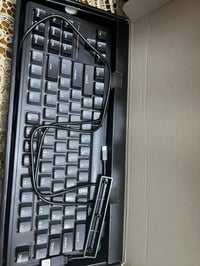 كيبورد • جديد • بالكرتون