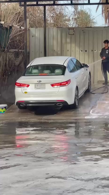 السلام عليكم للبيع اوبتيما خليجي موديل ٢٠١٧ مكفوله كفاله عامه فول مواصفات قماره حديد السعر ١٨٣ وبيه مجال رقم الهاتف ***********
