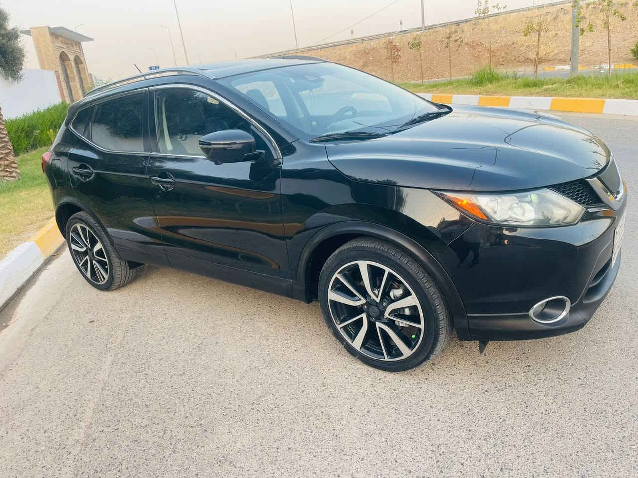 نیسان ڕۆگ ٢٠١٧ سپۆرت دەبڵ ئەکسل
بێ سبوخ بێ لێدران نمونە لە جوانی
٥٥ هەزار ڕۆشتووە
قەپات مواسەفات ٣٦٠ کامیرا و حاسە سلاید ڕادار خەتی جادە کوشن جلد کوشن کارەبا سوکان هیتەر و زۆر مواسەفاتی تر

بۆ زانیاری زیاتر پەیوەندی بکە
***********
***********
——————————————
نيسان روج 2017 سبورت دبل أكس
مثالٌ للجمال، بلا منازع
55 ألف ماشية
كاميرا 360 درجة، رادار ، فتحة ، وسائد هوائية على خط الطريق، وسائد جلدية، فرامل كهربائية، تدفئة، والعديد من الميزات الأخرى

للمزيد من المعلومات، تواصل معنا
***********
***********
