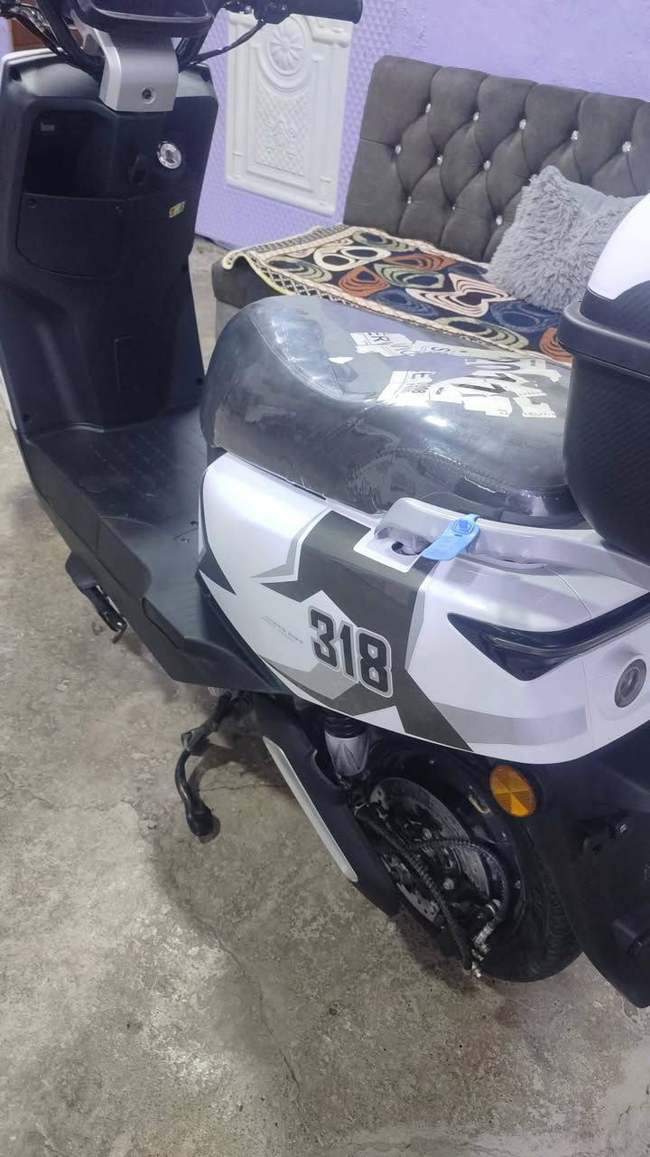 للبيع 318 
جديد ماصارلوو شي 
بس صطابات مابي ***********
