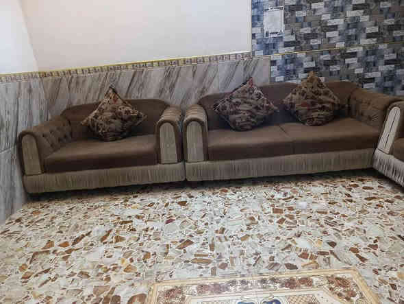 السلام عليكم تخم للبيع 10 مقاعد تسكام نضيف وضخم جداً بدون ضرر العنوان كربلاء حي العسكري قرب مدرسة السبأ السعر 175 للإستفسار الاتصال على الأرقام *********** أو ***********
