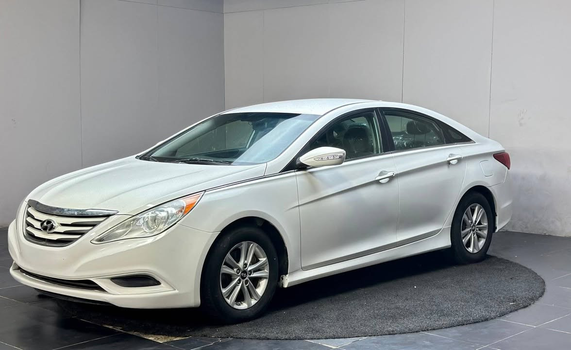 Hyundai sanata 2014 model for sale need call me +971562819435


**إذا كنت صاحب هذا الإعلان وتريد حذفه لأي سبب، رجاءا أرسل رسالة إلى الدعم الفني**