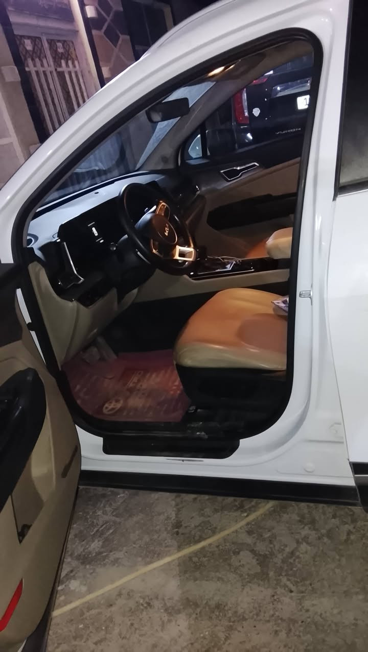 موديل 23
رقم اربيل 

فول مواصفات 

ماعدا البانوراما

مكفولة من الصبغ والتبديل
مكان السيارة بغداد البياع 

للاستفسار الاتصال بالرقم 

***********
