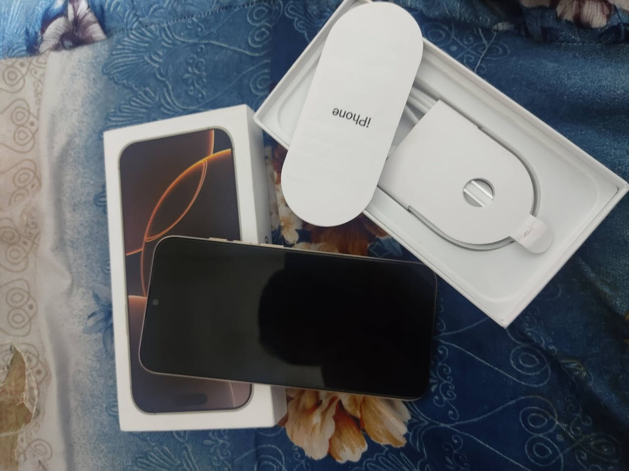 ايفون 16 مجدد نظيف كامل من كلشي بااعله سعر ابيع .


**إذا كنت صاحب هذا الإعلان وتريد حذفه لأي سبب، رجاءا أرسل رسالة إلى الدعم الفني**