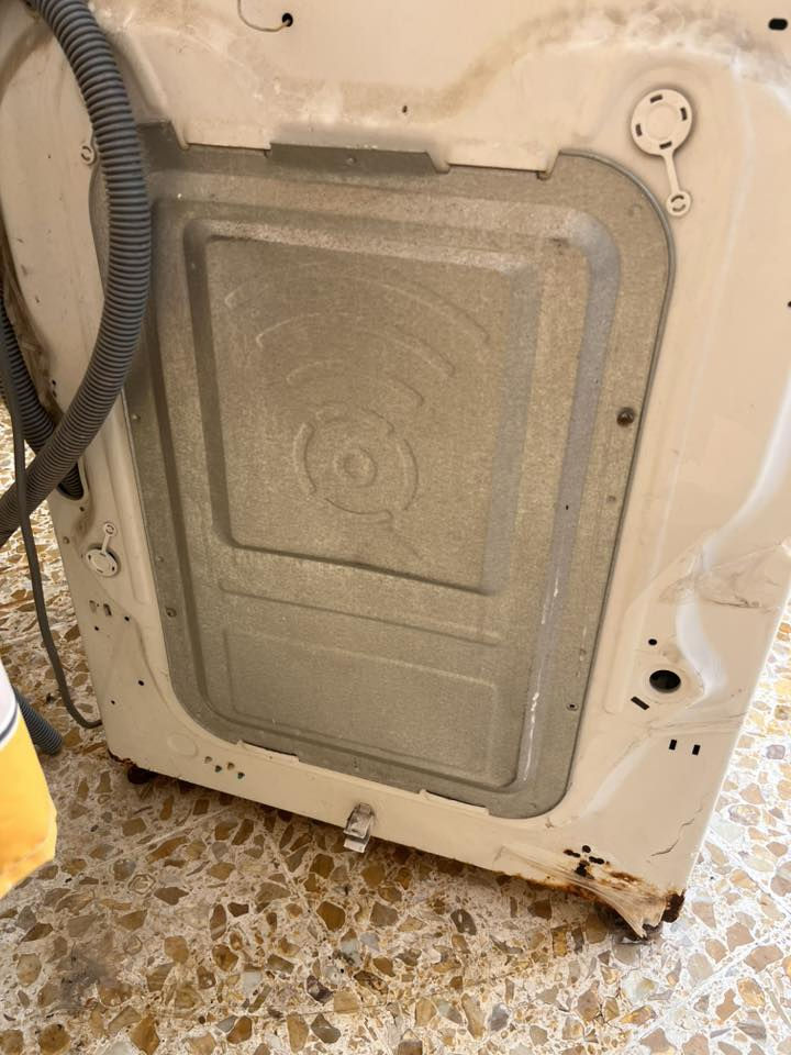 غساله عطلانه للبيع نوعيه LG  شرط ما مفتوحه للاستفسار ***********
