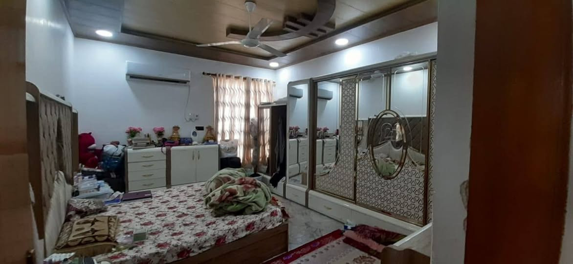 دار  طابق واحد 220 م مقابل بوابه المطار الخروج  بناء حديث مشمول بالتطويب فقط ترويج معامله عند فتح التسجيل 

يحتوي على غرفتين وصاله ومطبخ واستقبال وصحيات داخلية وخارجية وحديقه دار 
ارضيه مرمر صب مسلح طابوق جمهوري اشراف مهندس مكان مميز وقريب جدا عن شارع المطار الجديد

__العنوان المكتب /النجف الاشرف _حي العدالة _شارع المستوصف 
 
نستقبل جميع العروض التجارية في كافه احياء النجف اداره مكتب الميار للعقار 

🟨للاستفسار الاتصال على الرقم التالي او مراسلة الصفحة 
 
📞 عباس الجنابي ***********
📞عباس هاتف الشايب ***********
