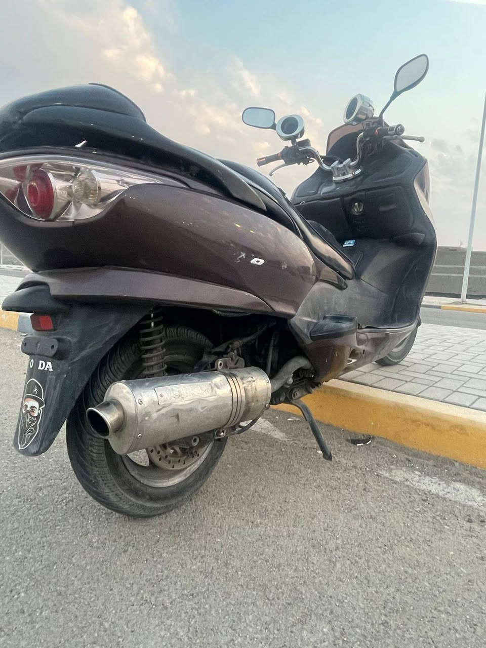 فورزه 08 عميه بلاد بدون كير 
السلام عليكم للبيع دراجه نضيفه وحلوه 
بيها بس اكسن تعبان شوي وبيها اكسن ما مشدود بل صندوك عطلان يشتغل مادري بي 
كزوز رياضي 
لايت زنون 
دبلات شغاله 
رون 1 ونص 
استان حساس 
كهربايات كلها شغاله 
دراجه ما طالعه وحلوه السعر للبيع 750 أو (مراوس بماكس جديده )وبيها مجال عنواني بصره حيانيه رقمي *********** بي واتساب الشراي يتفضل
