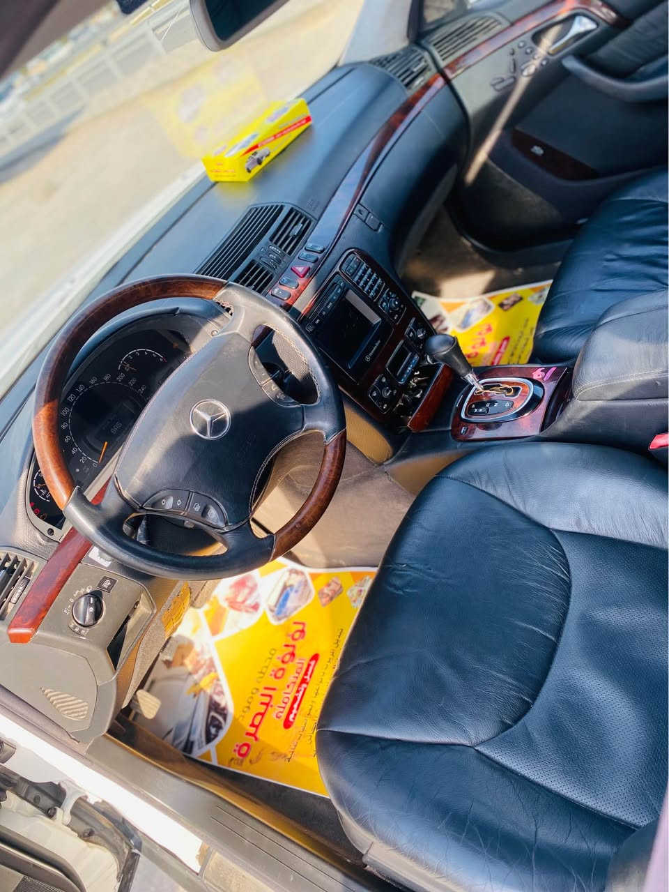 سلام وعليكم اخوان
مارسدس اس 500 رقم بصره الدولي تسجيل جديد مزاد گمركي شرط التحويل بنفس اليوم سياره فول مواصفات  محرك 8 سلندر  سياره جديده وما ماشيه بلعراق ابد وكفاله ضربه و صبغ و تبديل عوزها بس بوليش مكاني بصره ابي الخصيب سعرها 125. وبيها مجال بسيط موبايل. *********** ابو الخصيب, البصرة
