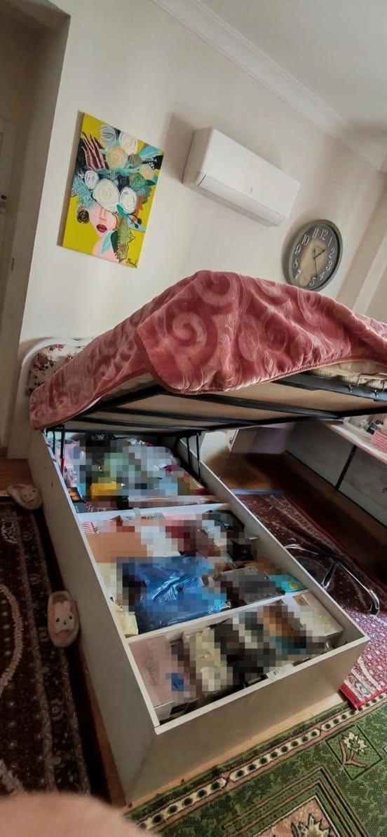 السلام عليكم ، من رخصة الادمن يتوفر للبيع مكتبة خشب صاج نظيف اي ضرر مابيهه شغل نجار وتنفع تكون بوفية او معرض بنفس الوقت بسعر 150 الف و كذلك يوجد سرير تركي مع مخزن للبيع نظيف جدا بسعر 150 الف للجادين فقط يرجى التواصل


**إذا كنت صاحب هذا الإعلان وتريد حذفه لأي سبب، رجاءا أرسل رسالة إلى الدعم الفني**