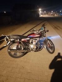 دراجه للبيع موديل 24 سعره 550 وبيه مجال اتصل 07877444995