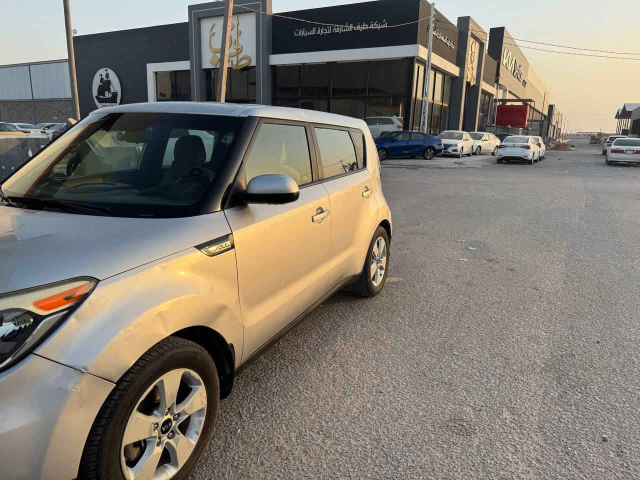 سلام عليكم
كيا صول 2017
وارد أمريكي مبدل باب وقبق جنطة
محرك 1600 GDI
محرك وگير مكفول
تبريد تدفئة كامل
تخم تايرات جديد
مرقم انگليزي نجف بإسمي
ماشية 80 ميل
سعرها 100 بيه مجال بسيط
السيارة بيه طخات وشخوط موضحة بالصور
مكانها نجف
التواصل ***********
