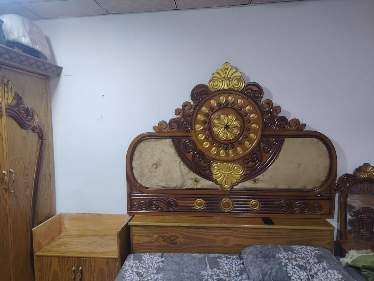 سلام عليكم غرفه نوم خشب بعدها جديده سعرها ٨٠٠ قفل ماعدا التخت الشراي يتفضل خاص


**إذا كنت صاحب هذا الإعلان وتريد حذفه لأي سبب، رجاءا أرسل رسالة إلى الدعم الفني**