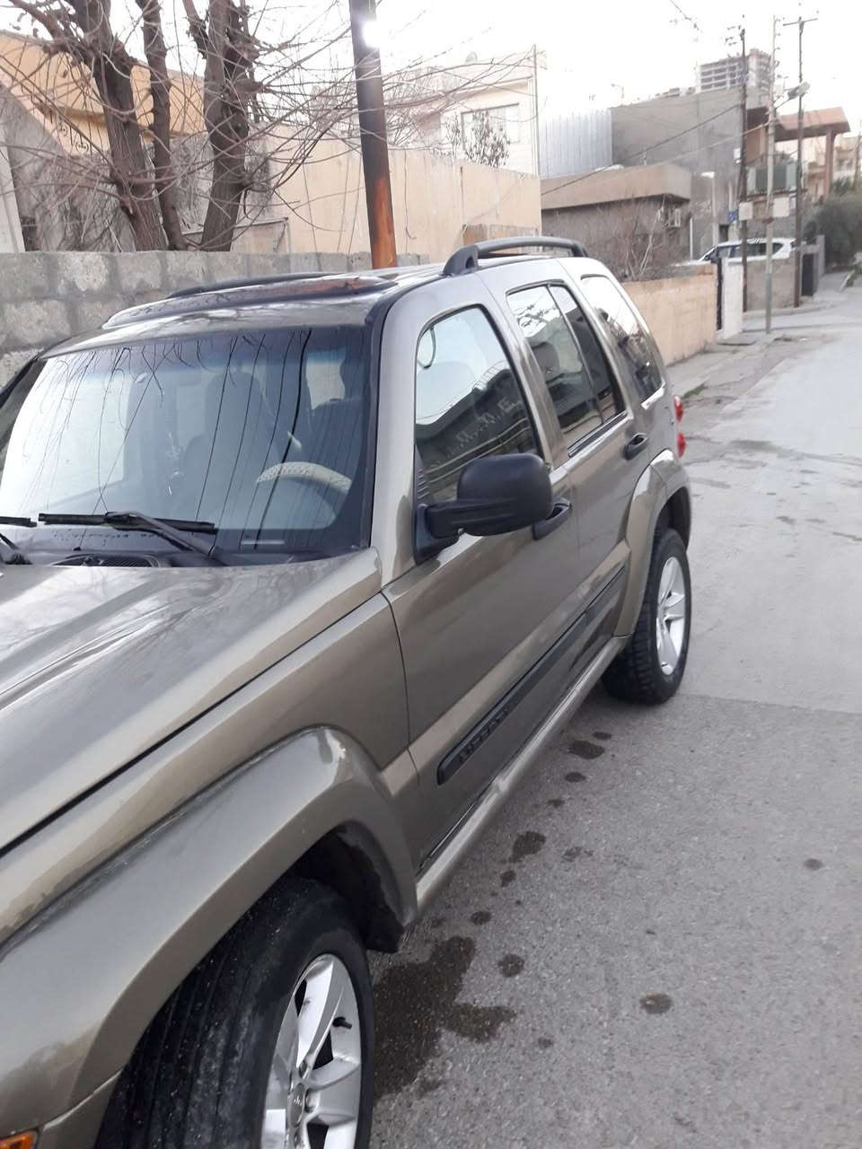 جيب ليبرتي  2007 محرك 3700 صبغ عام رقم بغداد دولي بأسمي تحويل مباشر سعرها 68$وبيها مجال  للتواصل *********** مكانها فلوجه
