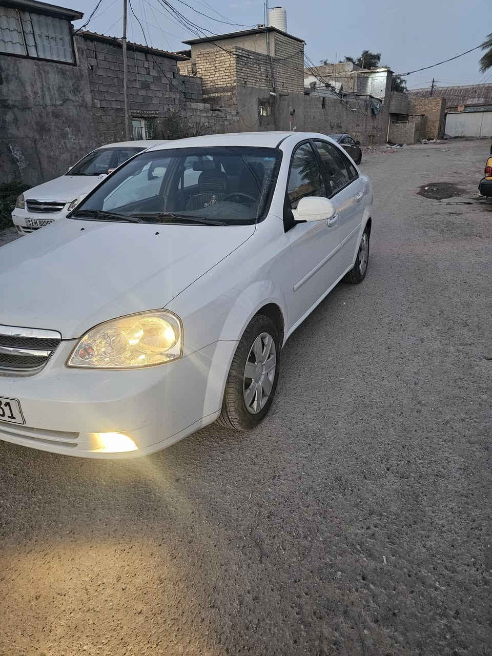 السلام عليكم
اوبترا ١٢ كفاله 

جناي فقط بياع شراي مابيع 

السياره كفاله 

ماشيه ١٠٧ 

مدوشمه ارضيه وكشنات 

نضيفه كلش السياره بلواقع نصبتها احله بس هاي الصور بليل 

سعر ١٠٢ مجالها قليل 

اتصال فقط *********** 
بغداد الغزاليه
