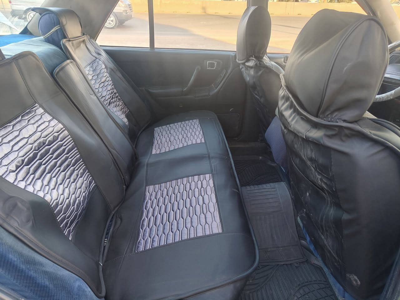 السلام عليكم سيدان للبيع مكفوله من ضربه مكينه وكير وحداديه خير من الله تبريد ثلج مكينه مال بطه2500 كهربائية كله شغال صبغ اللجماليه سياره جاهزه من كلشي رقم بغداد نكليزي سنويه 2030 السعر 62 وبيه مجال بسيط تصال عل رقم ‏‪***********‬‏ مكاني بابل سياره مال جناي
