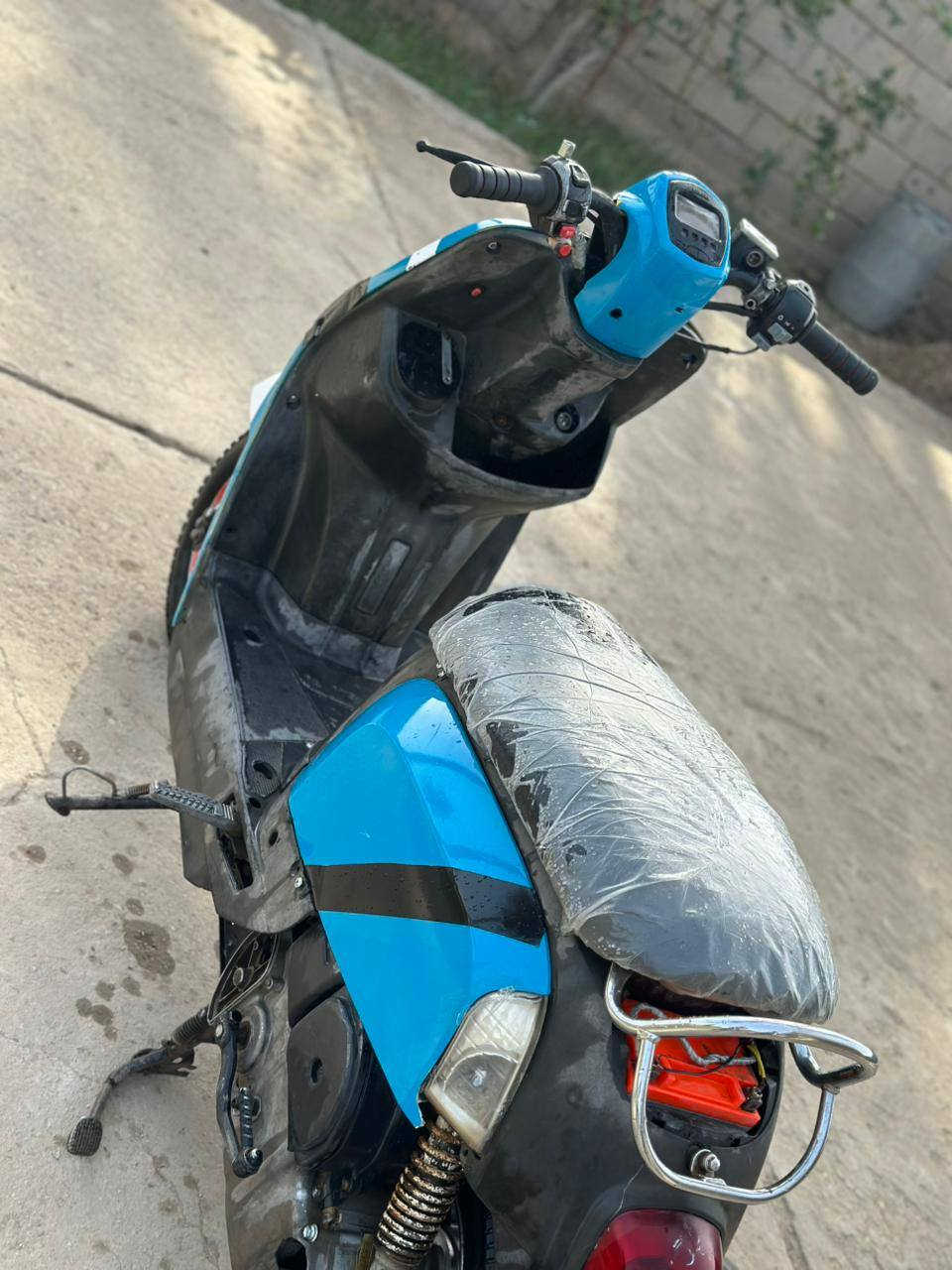 سلام عليكم ماكس بوليس ياباني حاويه للبيع دراجه نهضه هاون محركه شرط سبانه ما ممدوده عليه لا دخان ولا تنقيص دراجه تخبل ما نقصه برغي قبق باتري موجود مكان ديوانيه دغاره سعر ٥٥٠ وبيه مجال لطيبين لمو شراي لا يتعبني الاستفسار ***********
