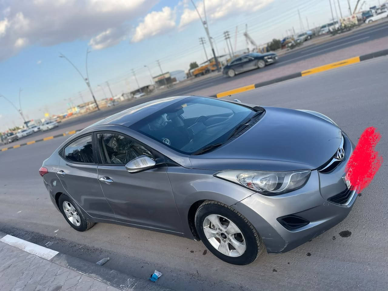 السلام عليكم اخوان أفانتي موديل 2013 
كفاله كير مكينه تبريد حداديه 
أدوات أدوات ادوات 
رقم دولي جديد 
تسجيل جديد 
مكان السياره مركز البصره 
***********
السعر 55 وبيها مجال حك الجيه
