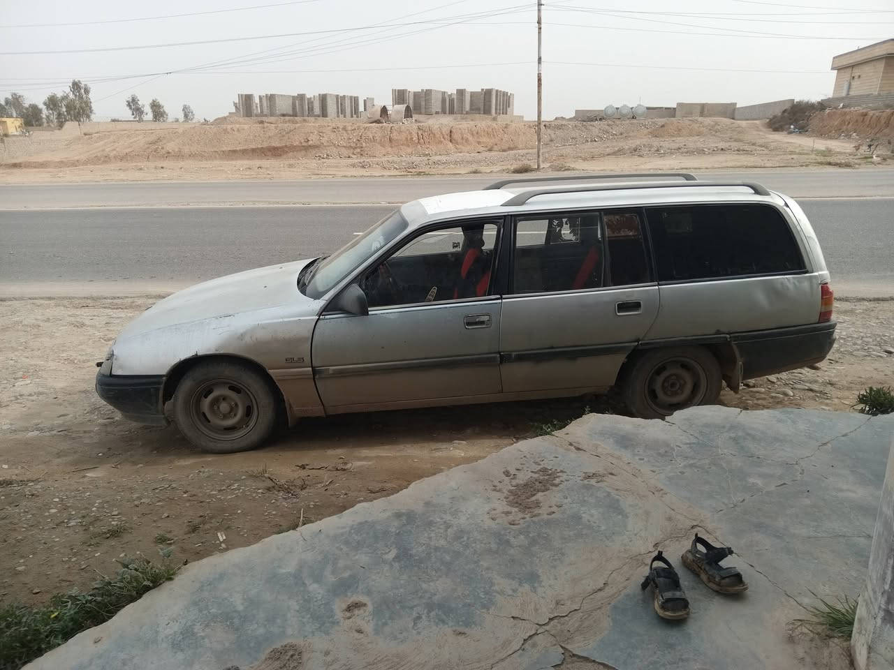 اسلام عليكم اؤبل للبيع محرك كير شرط صدر جديد بوار شغاله كهربائيات كلها شغاله وجاهزه اسعر 15مراوس يرهم حسب هاتف ***********
