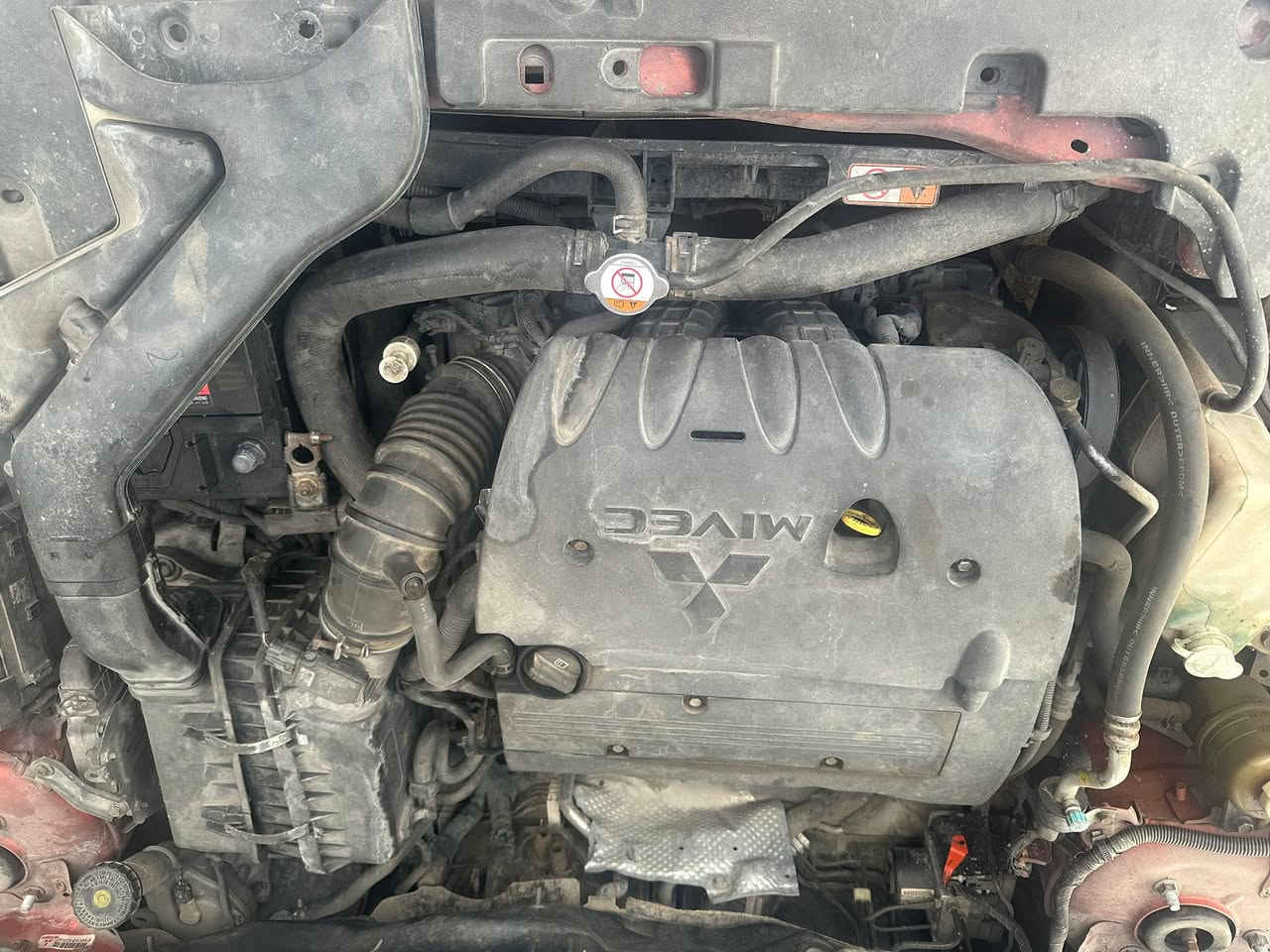 مسيوبيشي لانسر قرش مكينه ٢٤٠٠ رقم بغداد انكليزي الجديد بأسمي السياره ابيعها على وضعها للأستفسار الاتصال على الرقم *********** بي واتس اب وان شاء الله منختلف على السعر
