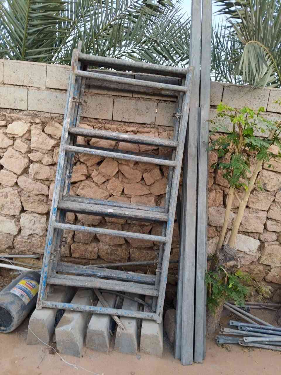 مكلف متاح سكله كامله مال لبخ المكان الرمادي رقم صاحبهن ***********اليريد يتصل عليه اني مكلف
