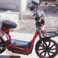 ملطور شحن للبيع يعوزو بطاريات بس شعرو 100وبي مجال  رقم 07771719913 وات...