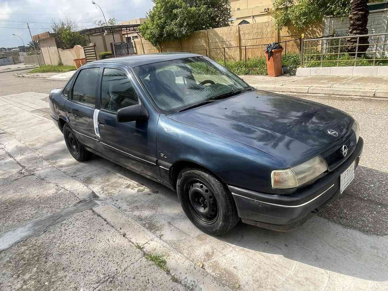 السلام عليكم
للبيع فقط بدون مراوس بدون اقساط والماتعجبه  يصلى ع نبي 

اوبل فكترا موديل 92 
حجم المحرك 18
سنويه مشروع وطني ل28
كود بانزين موجود
سياره بدون حادث مصبوغه عام 
كير محرك صدر كهربائيات مظبوط
سعرها 37
بيها مجال قليل  

للاتصال***********
