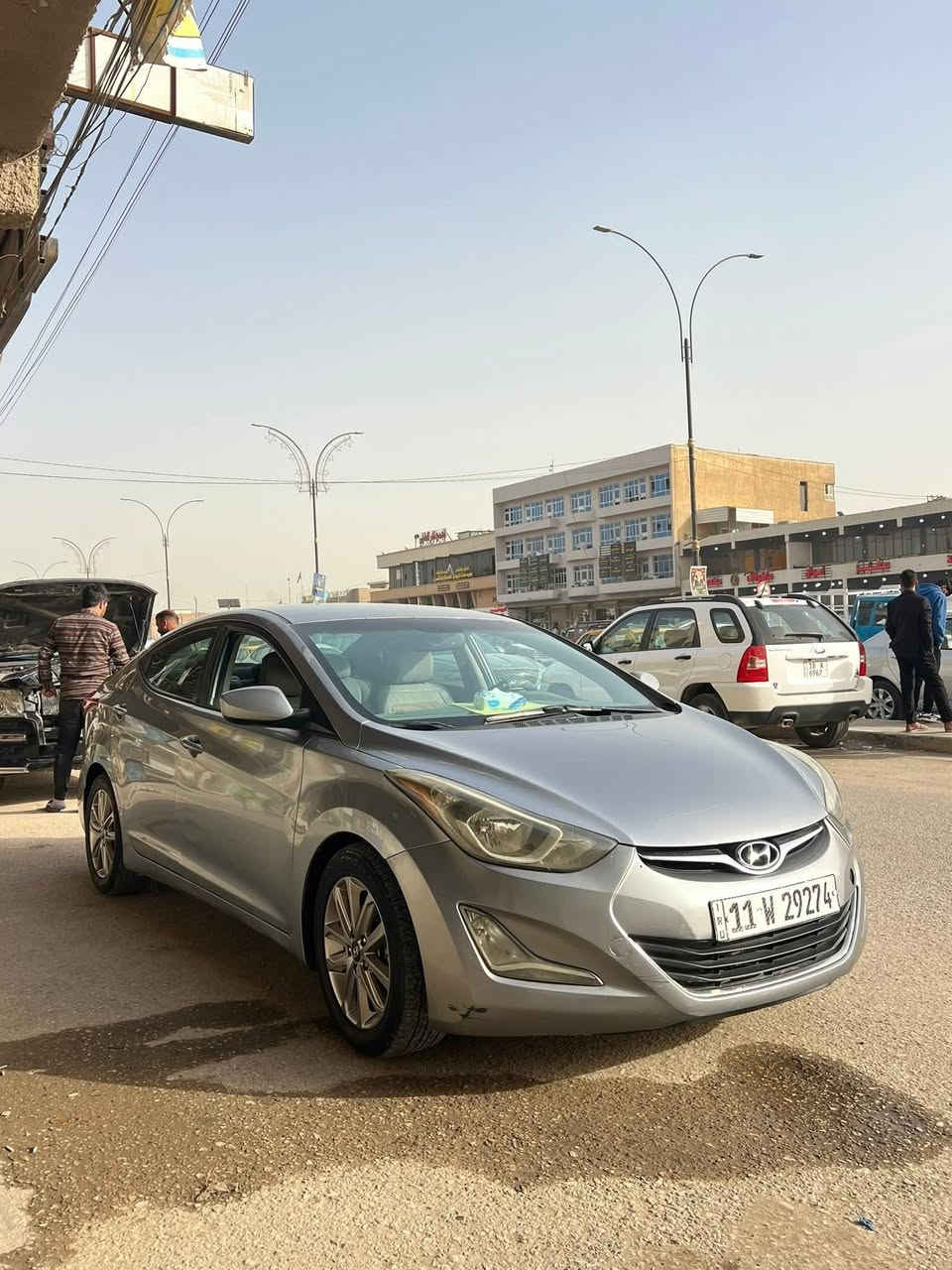 سلام عليكم
البيع النترا 2015 

حادث جاملغ وباب فقط بدون دواخل 

رقم بغداد دولي باسمي تحويل ثاني يوم 

مكينه 2000 دوش 

كير مكينه حداديه تخم تاير تبريد جاهزه الاخير 

السعر 112 وبيه مجال بسيط

مكاني بابل نادر الثانيه 

***********
