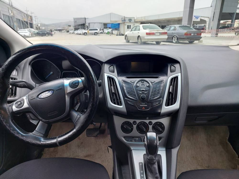 💐بەناوی خوای گەورەو میهرەبان💐فۆرد فۆکس مودێل 2012 سەنەوی شەش مانگە بەسەرچوە تەحویل و غەرامەو بڕاوەبەشەرت یەک پارچەی بۆیاغە لەسەرساغی گێڕومەکینەی بەشەرتی فیتەر  چوارتایەی تازەی لەژێرە چوارجام کارەبا تەبردی لەسەر سویچە  تەقەو ڕەقەی بەشەرت پێش و دوای تازە داگیراوە هەمو گیانی بەشەرت تەحویل وغەرامەو بڕاوە بەشەرت     سعری 72 گەڵاو کەمێک معامەلە ناونیشان سلێمانی 
0771 1834004    *********** السليمانية, العراق
