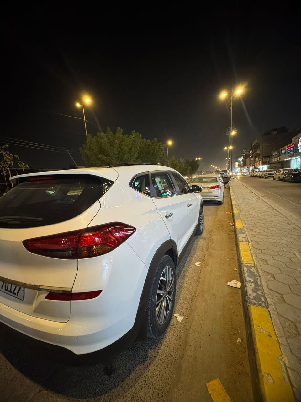 توكسان ٢٠٢٠ بغداد دولي بسمنه تحويل مباشر 
فول ١/١. بصمه بنوراما وباقي موصفات التوكسان 
ماشيه ٨٢ الف السياره مكفوله ماعده التكحيل الموجود بالسونار بسبب التكشير البقيه مكفوله كفاله عامه حتى الدعاميات السياره جدا نطيفه وجاهزه حتى شخوط مابيه 
السعر ٢١٢ وبيه مجال بسيطه 
للاستفسار *********** واتساب وخط وماسنجر  مكان السياره النجف الاشرف
