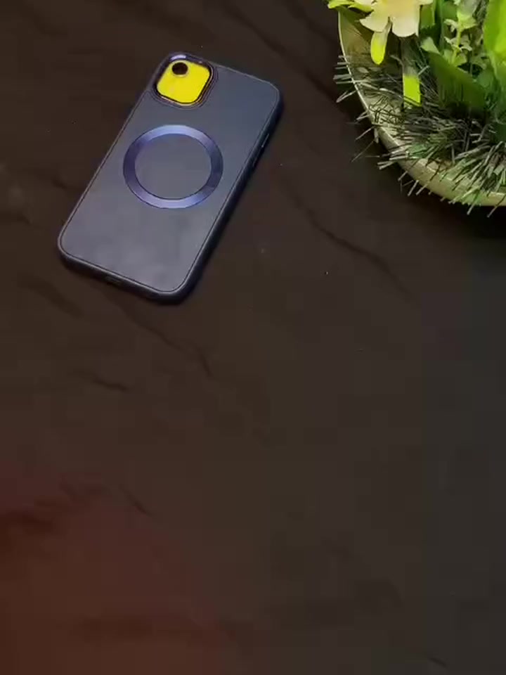 سماعة ايربود 
إجراء المكالمات الهاتفية بجودة صوت عالية

مناسب للتنقلات اليومية وللاستخدام الخارجي

سماعات بلوتوث لاسلكية بتقنية True Wireless Stereo (TWS)

دعم الاتصال مع أنظمة iOS وAndroid وWindows

تقنية بلوتوث إصدار 5.49 لاتصال مستقر وسريع

تحكم باللمس لسهولة التنقل بين الأوامر والمكالمات

دعم الأوامر الصوتية مثل Siri

تقنية تقليل الضوضاء لمكالمات واضحة وعالية الجودة

تصميم قابل للدوران لراحة أكبر عند الارتداء

مسافة اتصال تصل حتى 10 أمتار

محتويات الصندوق :

سماعات Q52 اللاسلكية

علبة شحن ببطارية سعة 180mAh

كابل شحن Type-C

سعة بطارية السماعة: 30mAh

واجهة الشحن: Type-C

تيار الشحن: 5V-1A


**إذا كنت صاحب هذا الإعلان وتريد حذفه لأي سبب، رجاءا أرسل رسالة إلى الدعم الفني**