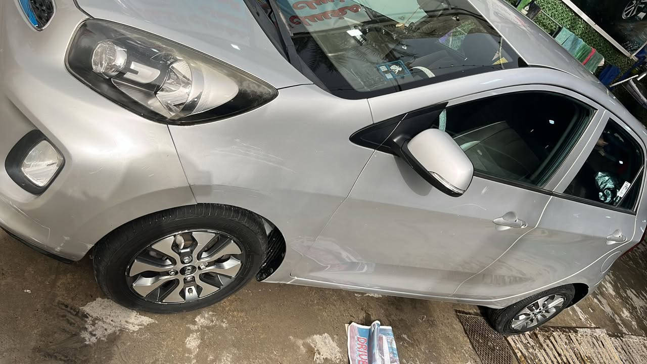 سلام عليكم بيكانتو خليجي موديل 2016 مكفول من صبغ عده مكانين بارد وطخه ماشيه 46  سعر 100 بيه مجال موصفات معروفه سياره حلوه جاهزه رقم جديد بغداد هزه فحص سنويه كله جديد تحويل مباشر مكاني بغداد رقمي ***********
