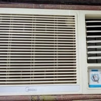 مكيف للبيع نضيف كلش وتبريده ثلج اخوكم ابو مهدي 07702649509