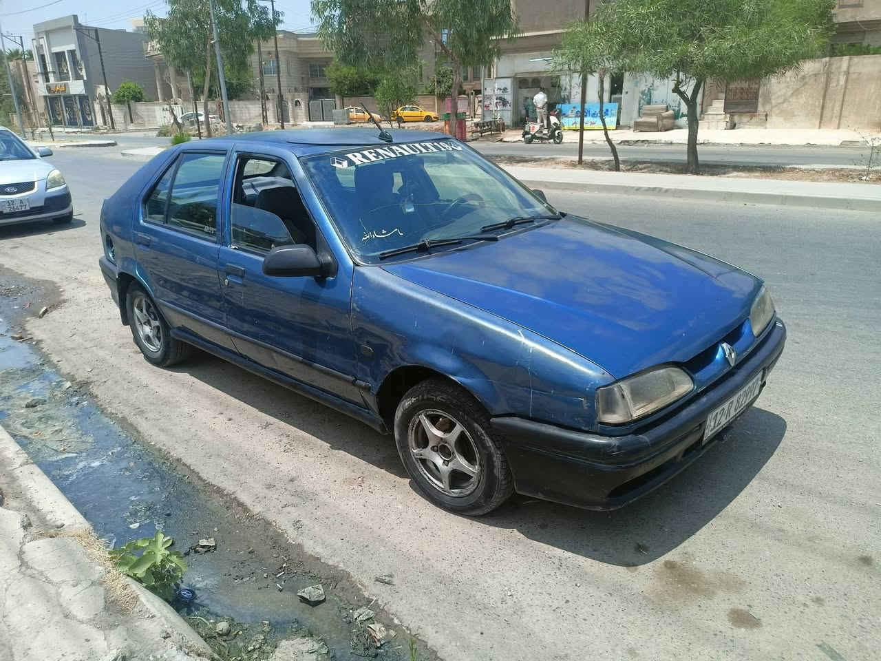 للبيع رينو حجم 19موديل 92رقم انكليزي سعر 19ورقة وبيها مجال شي قليل الاستفسار اتصال على ارقام ***********//////***********

