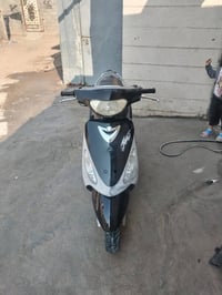 درجه نضيفه كامله مانقصهه شي مكفوله من كلشي السعر 850 رقم 07767904557