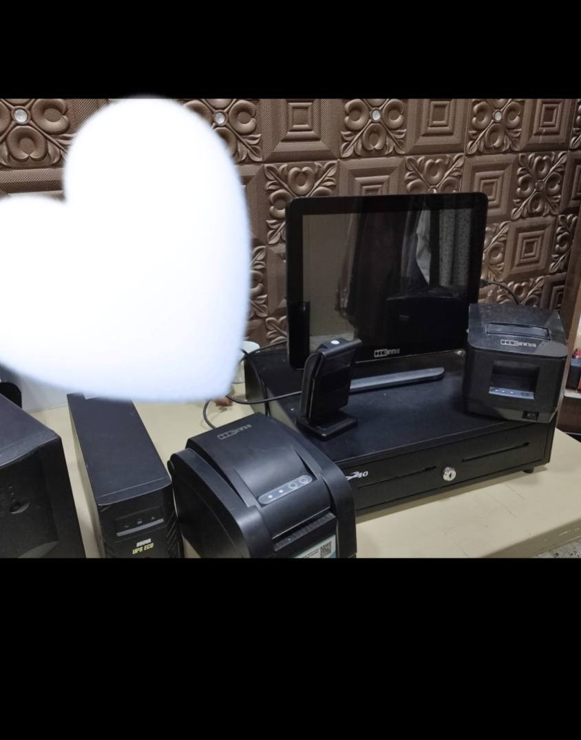 للبيع كاشير POS – بغداد
💻 ماركة HEML Multitouch
🖥️ شاشة لمس + قارئ باركود
💰 حافظة أموال
🖨️ طابعة حرارية Xprinter + طابعة Xprinter XP-350B
+USP 
📦 مستعمل قليل، بحالة ممتازة
💵 السعر: 650الف دينار عراقي (قابل للتفاوض)
📩 واتساب خاص للتواصل السريع ***********
