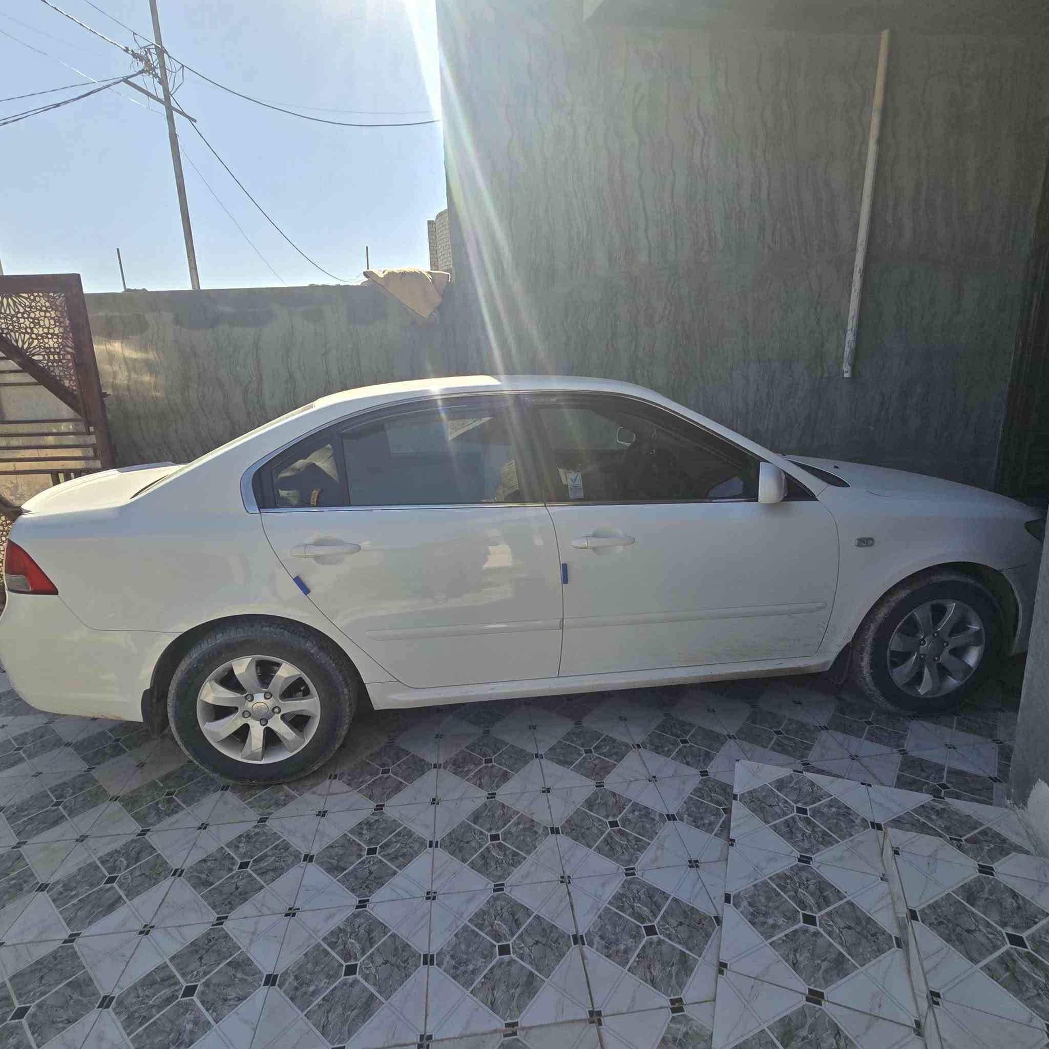 اوبتما 2009  رقم بغداد مكفوله من كلشي سنويه جديده بسامينه ***********
