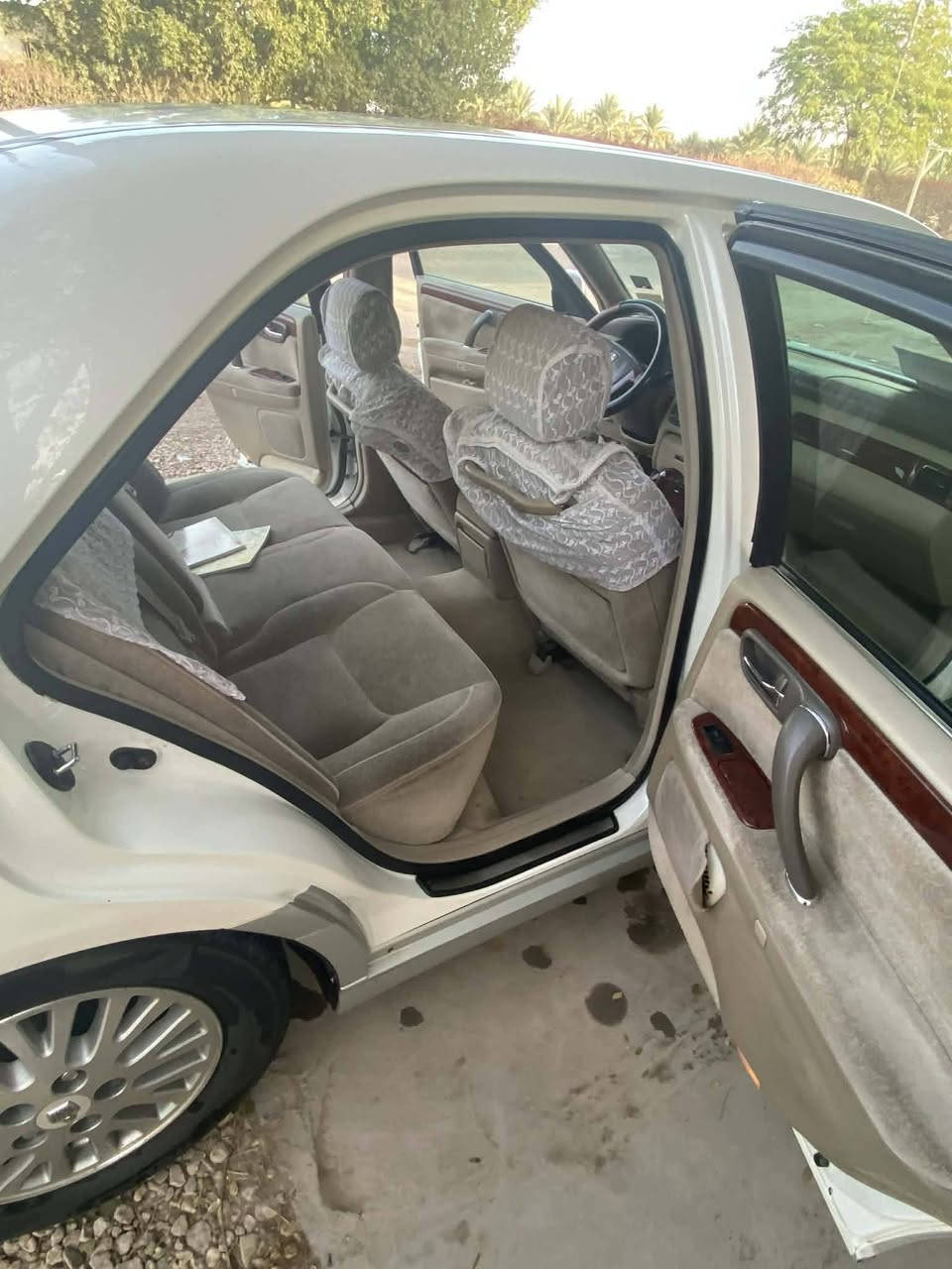 وينهم الي يدورون مدفوع كمرك جبتلكم وحده بالجيس وكفاله وفول
ملكه مدفوع الكمرك باقي بس الرقم فول ثلاجه دي فور الجبير اربعه دكم كرستال اصل تبريد خلفي وامامي ويل حصيره دشبول عارف العيساوي تحوير نجف فوك وجوه السياره بالواقع احلى من الصور غرفه مخمل تبريد شغال السعر ١١٠ وبيها مجال قليل الاستفسار ***********
