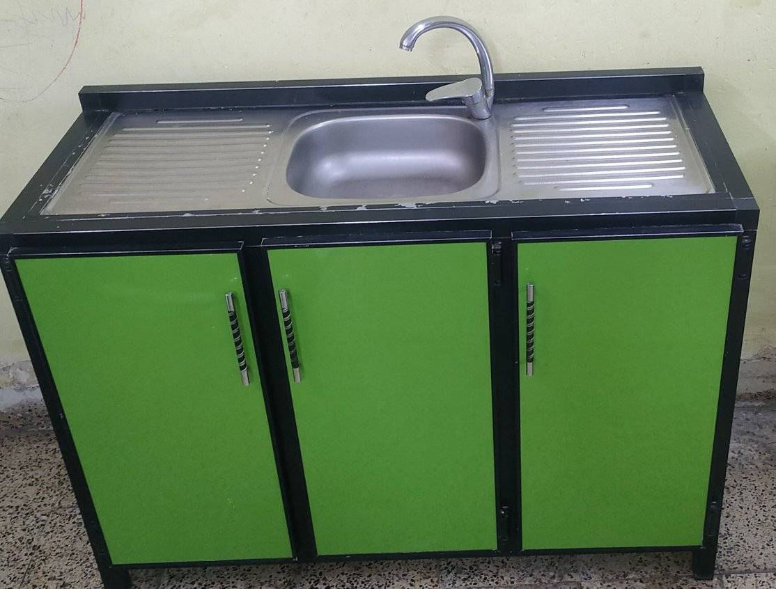 متاح 
طباخ كلو شغال مثل ما موضح بالصور
 وسنك حيل 
نظيف 
ايسر الموصل 
للتواصل لخاص مفتوح...


**إذا كنت صاحب هذا الإعلان وتريد حذفه لأي سبب، رجاءا أرسل رسالة إلى الدعم الفني**