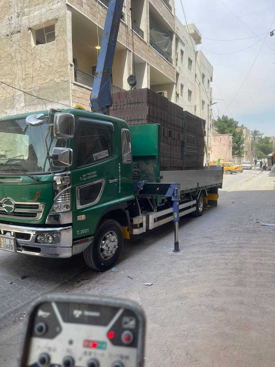 سلام عليكم هينو كرين دخول جديد كرين كاركو 3سلايت ريمونت كنترول فول سيفتي موديل 21مكينه80فول عادي سياره جديده تبريد تدفع كارتون العنوان بغداد البلديات للاتفسار***********
