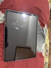 ايباد ١١ برو • معالج M3 • يأثر باللمس